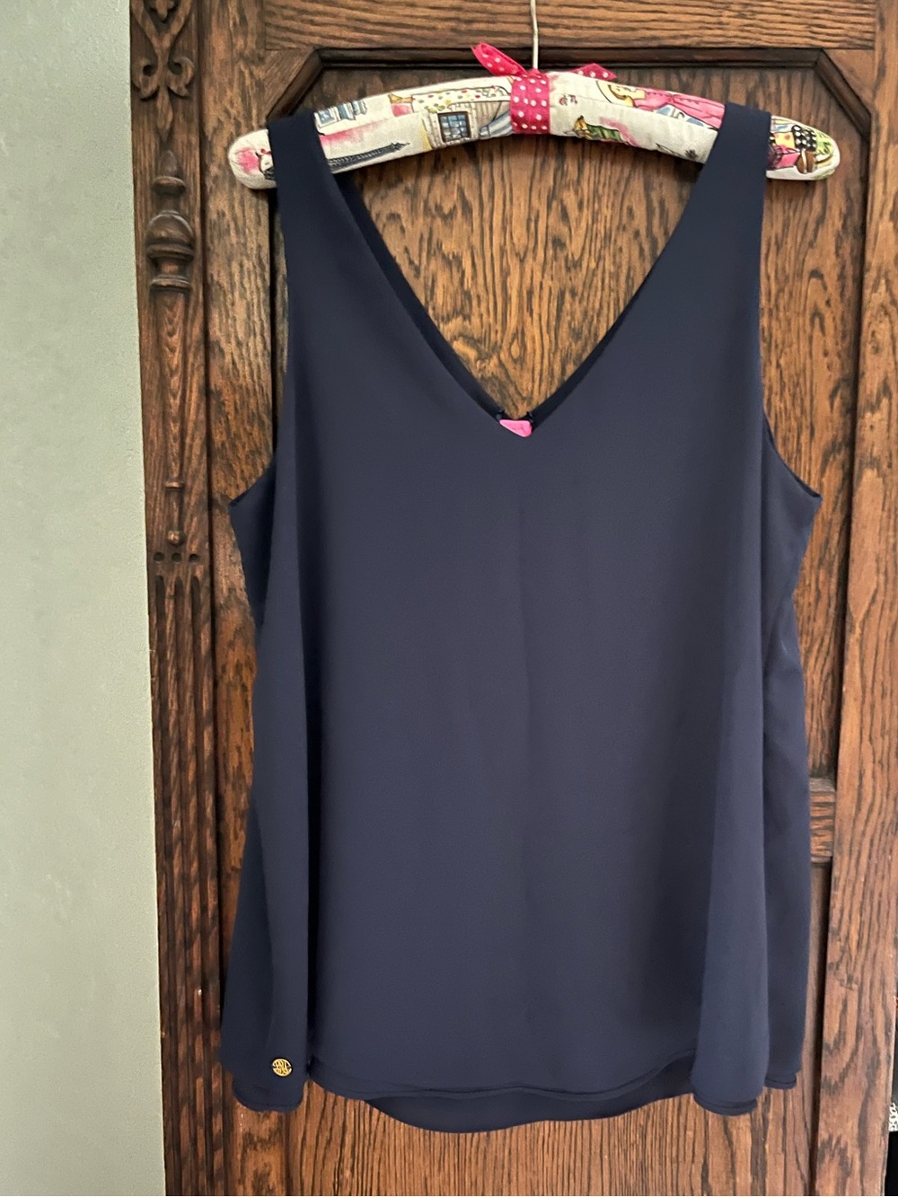 Lily Pulitzer navy sleeveless blouse size small